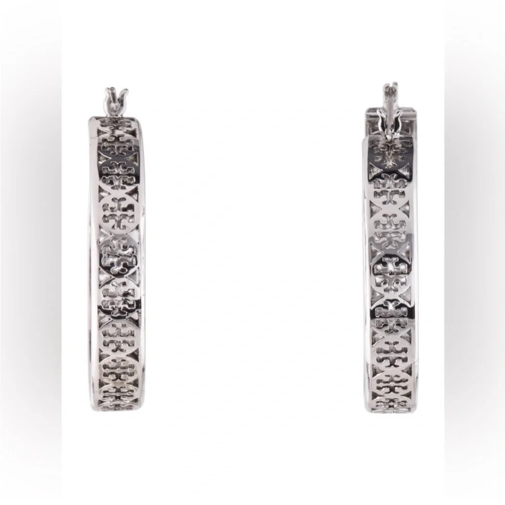 Tory Burch Large Silver Kinsley Hoop Earrings NWT‎